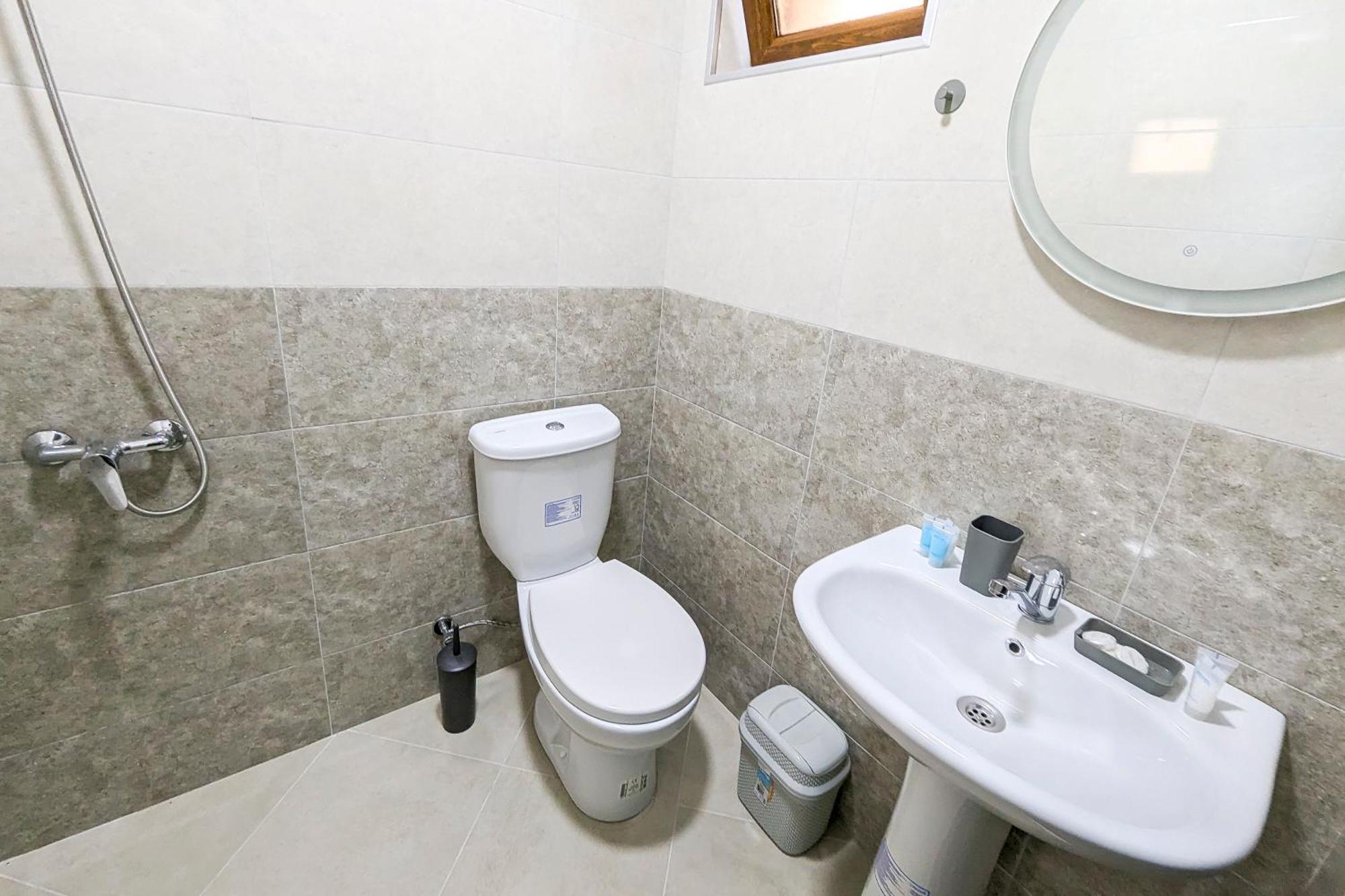 Guest House Sector 30 Kutaisi Ngoại thất bức ảnh