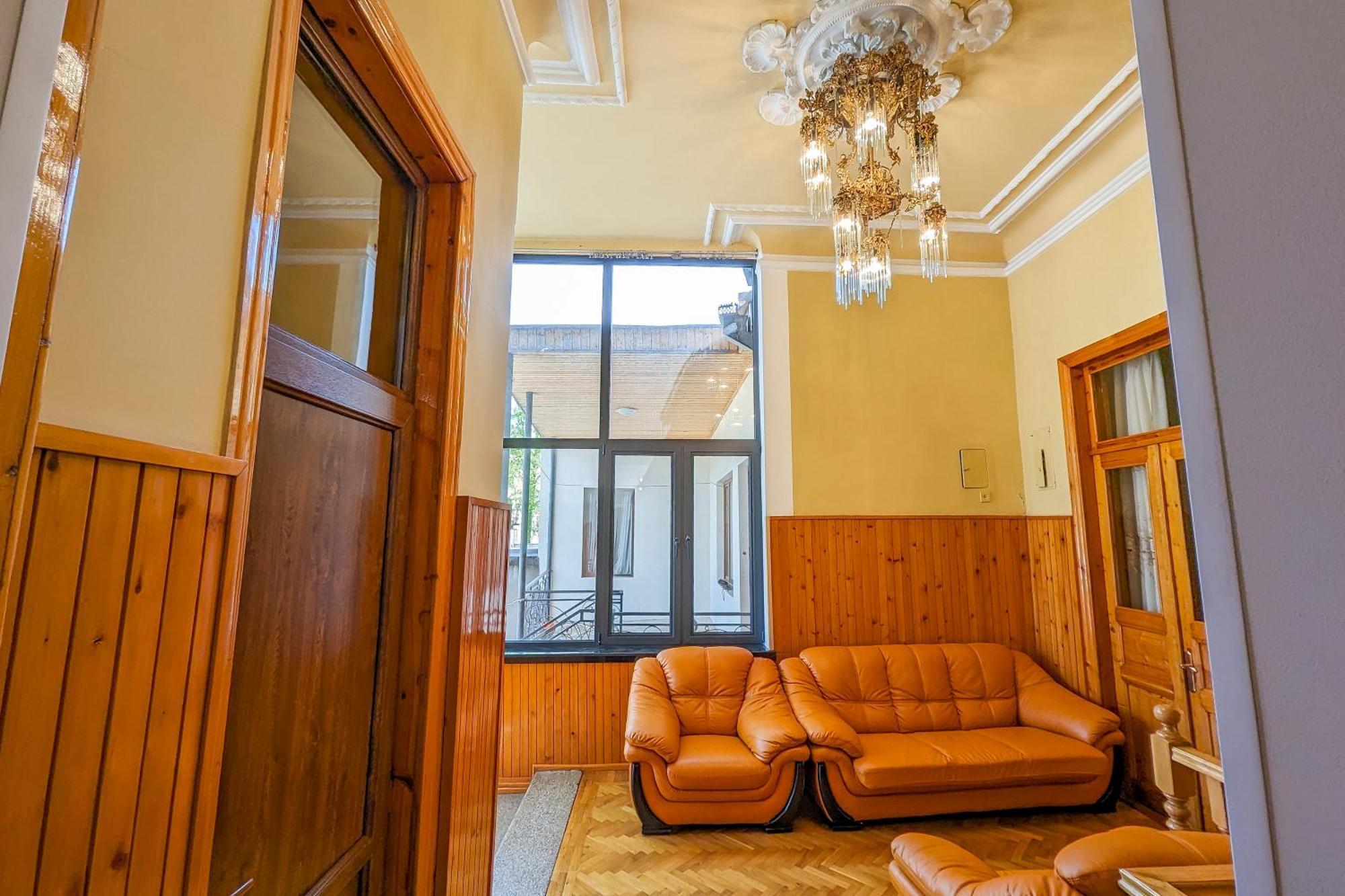 Guest House Sector 30 Kutaisi Ngoại thất bức ảnh