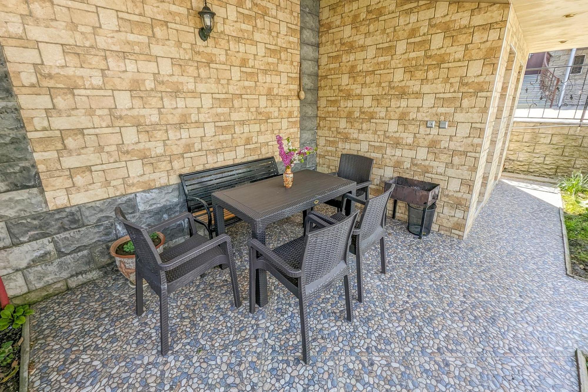 Guest House Sector 30 Kutaisi Ngoại thất bức ảnh