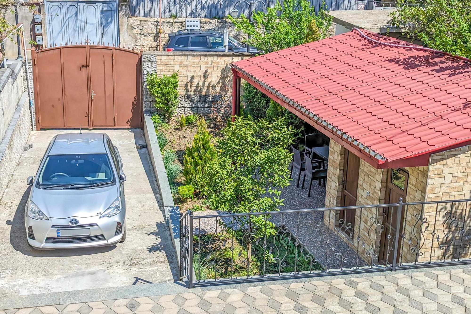 Guest House Sector 30 Kutaisi Ngoại thất bức ảnh