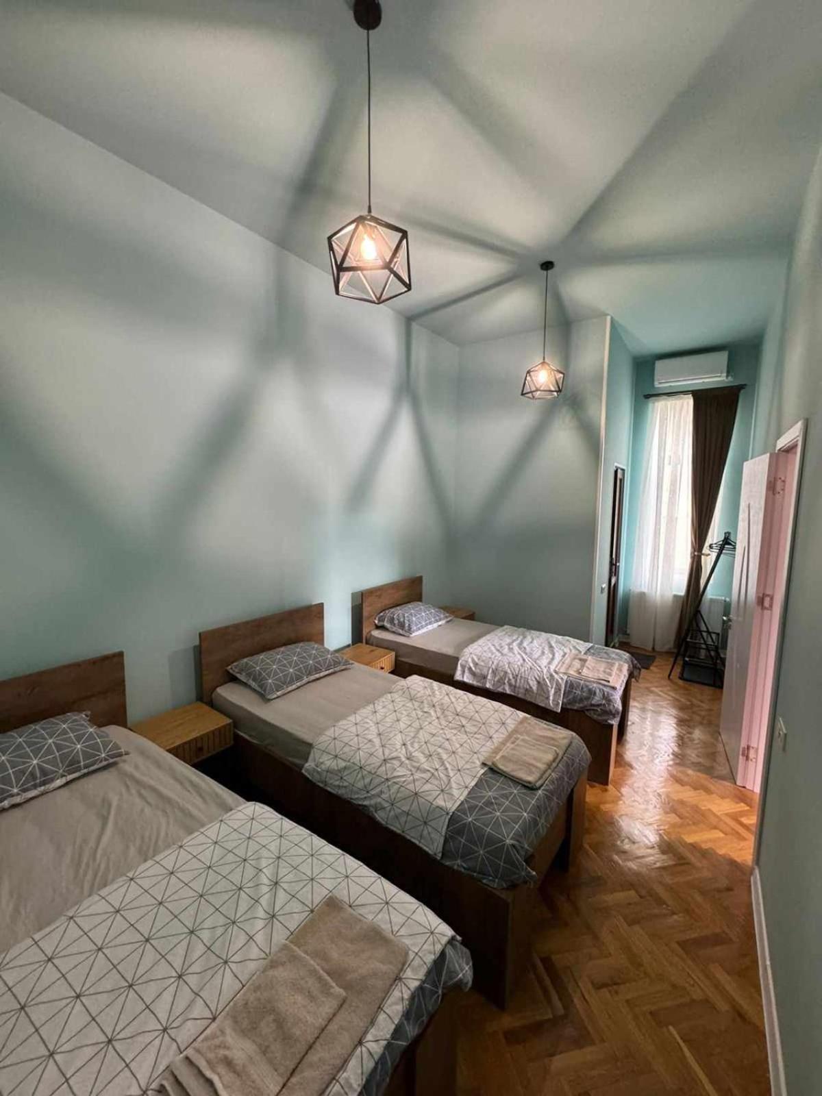 Guest House Sector 30 Kutaisi Ngoại thất bức ảnh