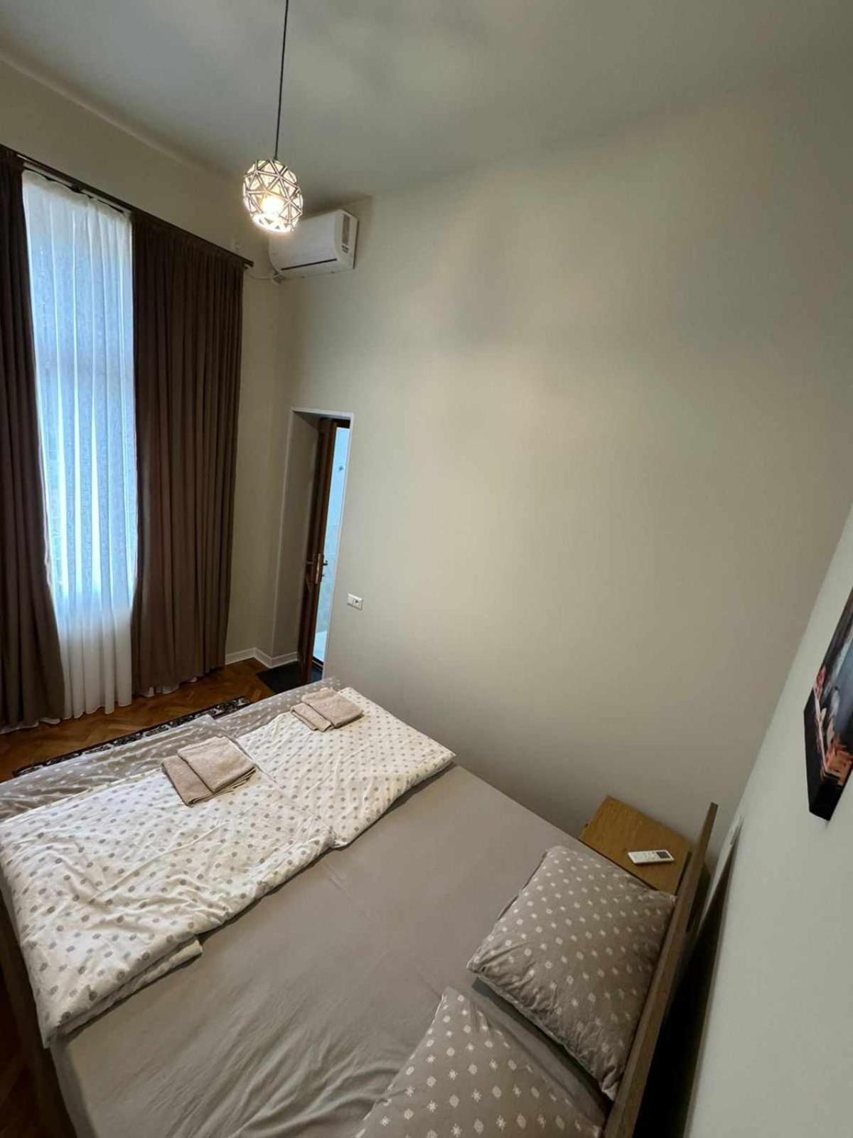 Guest House Sector 30 Kutaisi Ngoại thất bức ảnh
